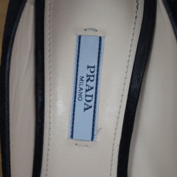 Prada Italian Made Pointed Toe Black Suede Heels Size 39.5 - Picture 11 of 13